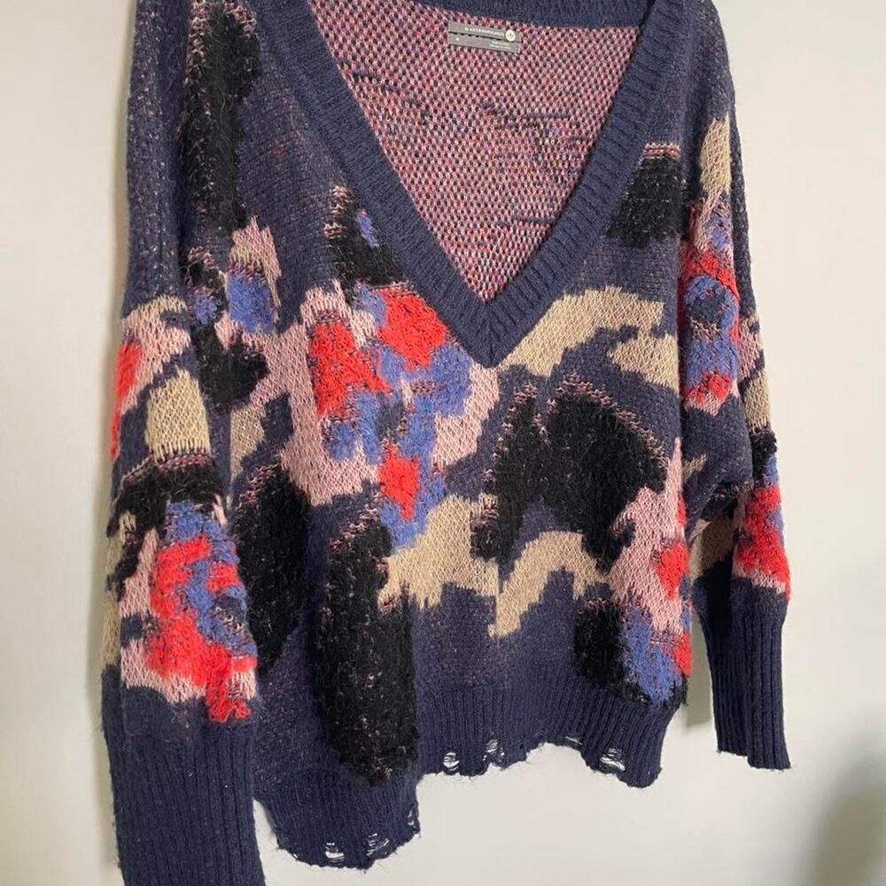 Anthropologie Distressed Abstract Floral V-Neck Sweater M